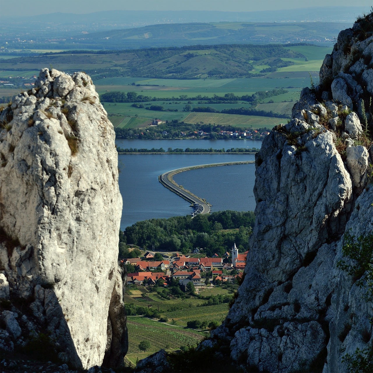 Dovolená na Pálavě spojuje víno, výlety i klidné zázemí